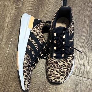 Adidas women’s Sneakers - Black and Tan Leopard Print cloud foam